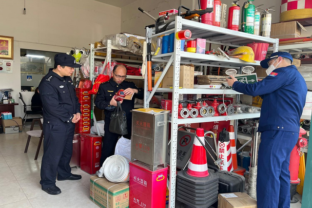 桐庐县开展消防产品联合执法大检查 严把消防器材销售质量关